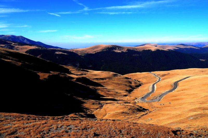 Transalpina, şoseaua din nori. Avem un Tirol sub nasul nostru | FOTOGRAFII SPECTACULOASE