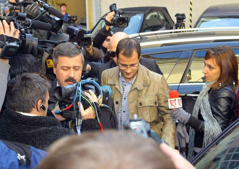 CONCLUZIE: Huidu a intrat cu maşina pe contrasens din cauza neadaptării vitezei