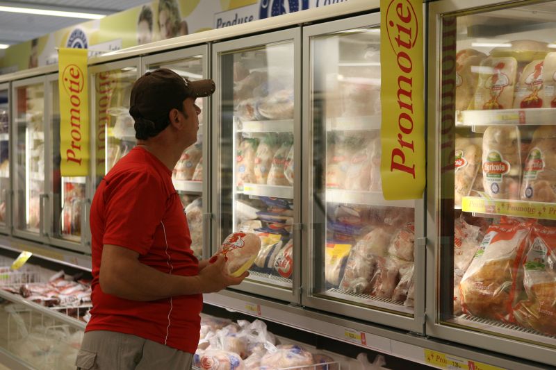 "Consumă altfel - gândeşte înainte să alegi!"