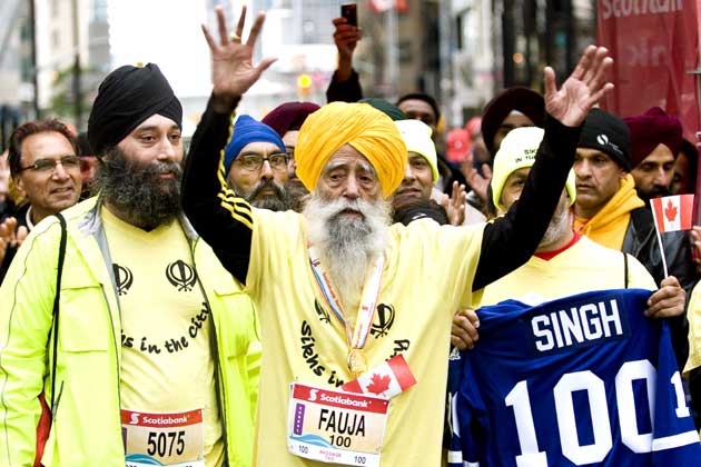 Maratonist intrat în Cartea Recordurilor la 100 de ani | VIDEO