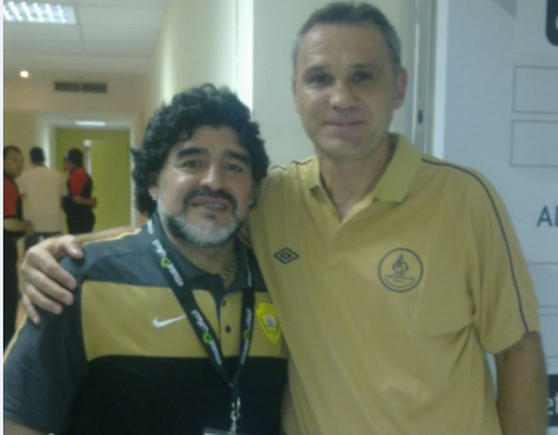 Mihali, către Maradona: "Eşti cel mai mare!"