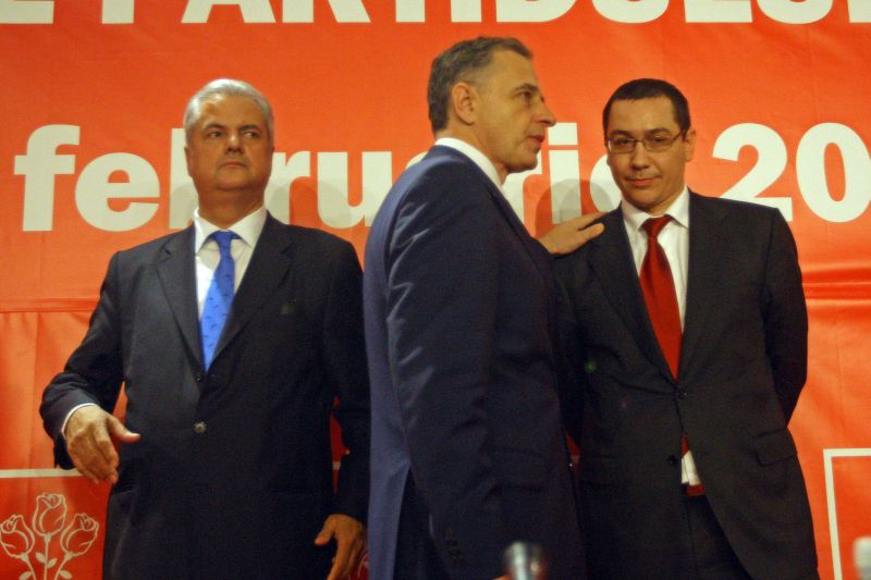 Război total în PSD. Mircea Geoană: Victor Ponta nu e bun de premier