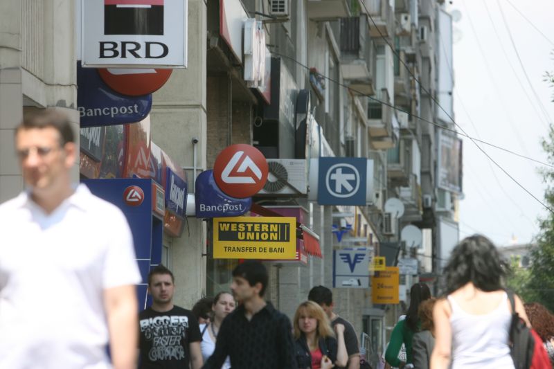 Recapitalizarea băncilor-mamă amână reluarea creditării