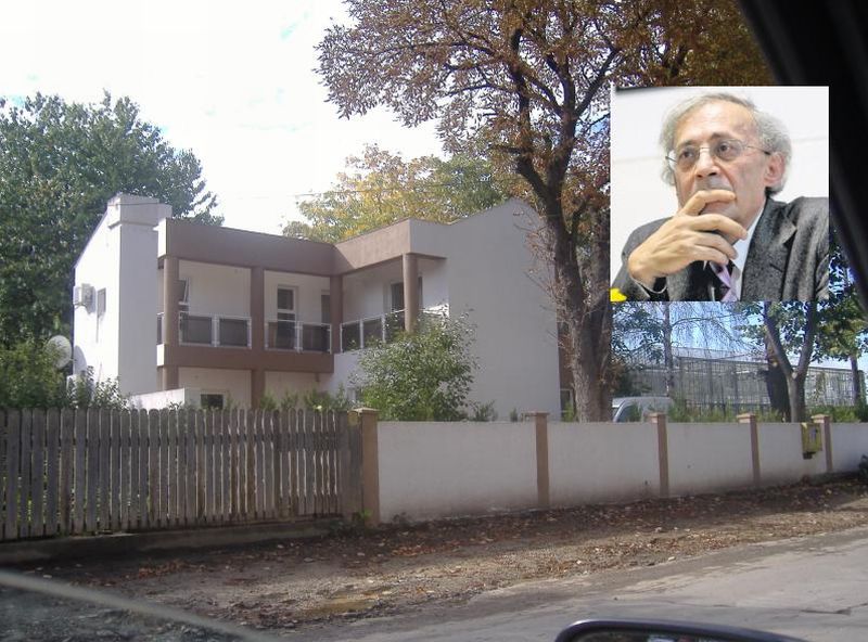 Rectorul Astărăstoae, pus sub învinuire după ce şi-a angajat fiica la IML