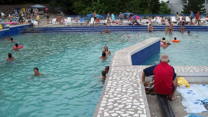 Turism la băi. Unde vă trataţi în siguranţă