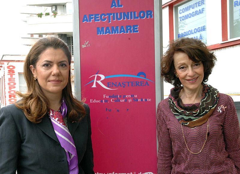 A murit Evelyn Lauder, creatoarea panglicii roz. Povestea unui imperiu | VIDEO