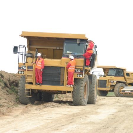 Autostrada Bucureşti-Ploieşti nu va fi gata pe 15 decembrie. Boagiu promite să-i penalizeze pe "regii asfaltului"