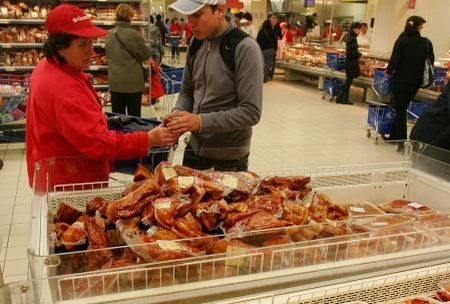 Care sunt cele mai nocive mărci de chipsuri din comerţ