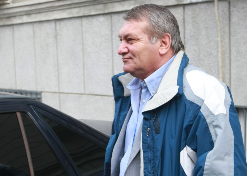Cazul dezafilierii Universităţii Craiova: Stana se vaită că nu are bani de avocat