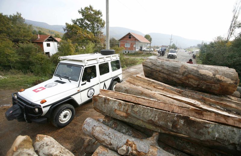 Ciocniri între forţele NATO şi sârbii din nordul Kosovo