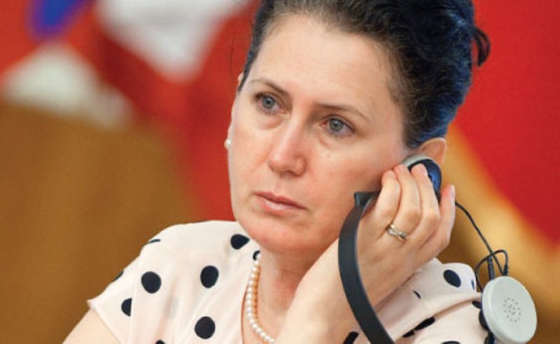 Consiliul Superior al Magistraturii a retezat aripile judecătoarei Bejinaru, care a turnat la Securitate. Un coleg: "Jenant!"