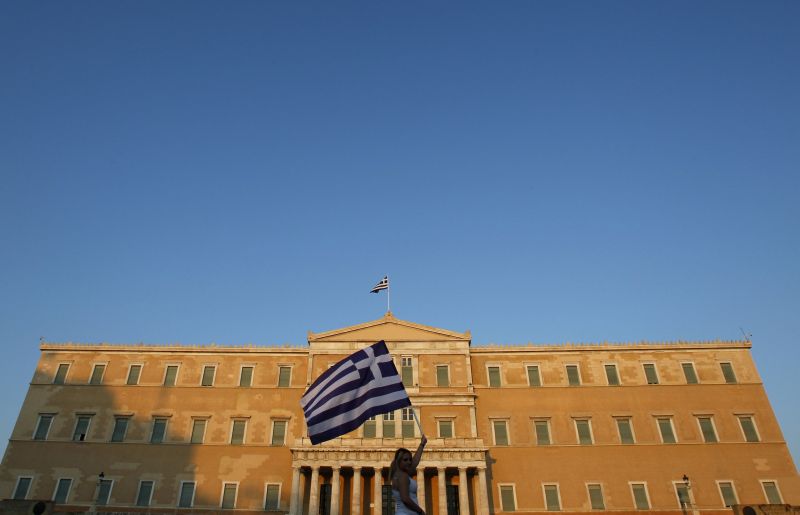 Explozie în faţa biroului ministrului adjunct de externe din Grecia
