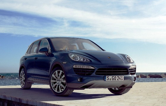 În oraşul grec Larissa sunt mai multe Porsche Cayenne pe cap de locuitor decât în Londra sau New York