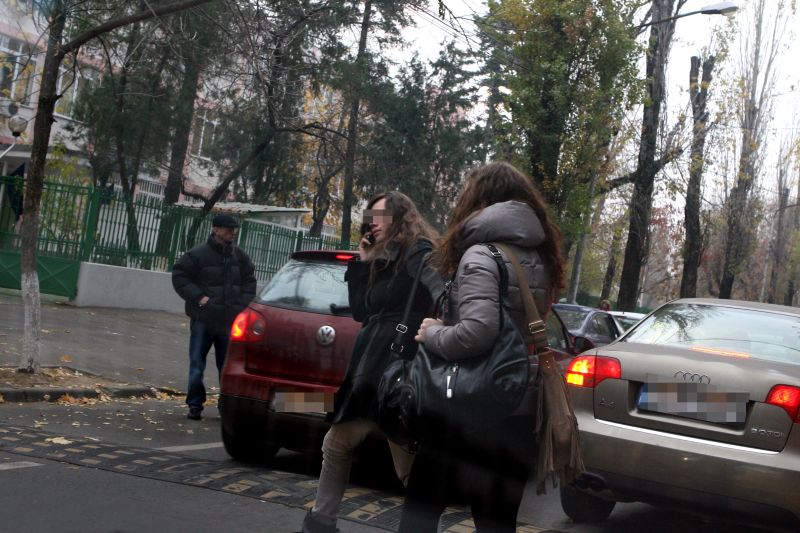 Misterul "violului" de la Jean Monnet, dezlegat: Oana, turnată tatălui de colegele geloase