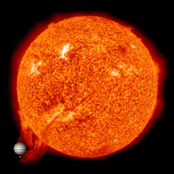 NASA ne linişteşte. Sfârşitul lumii nu va fi provocat de erupţiile solare