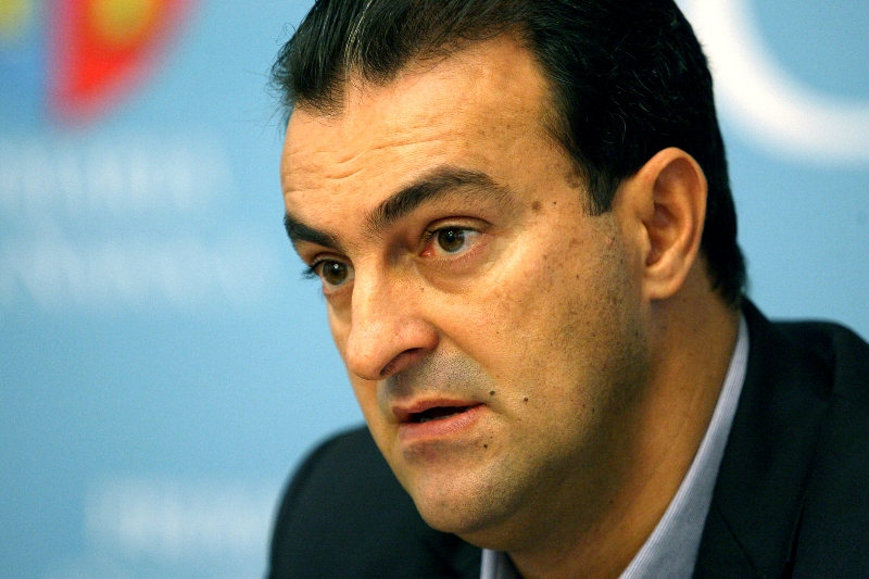 "Turnătorii" revin cu tupeu în lupta anticorupţie