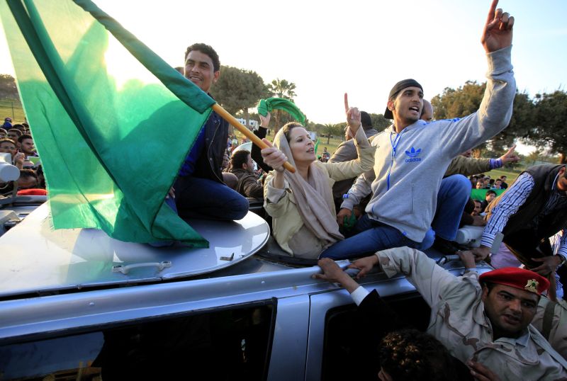 Aisha Gaddafi cere Curţii Penale Internaţionale anchetarea morţii tatălui ei
