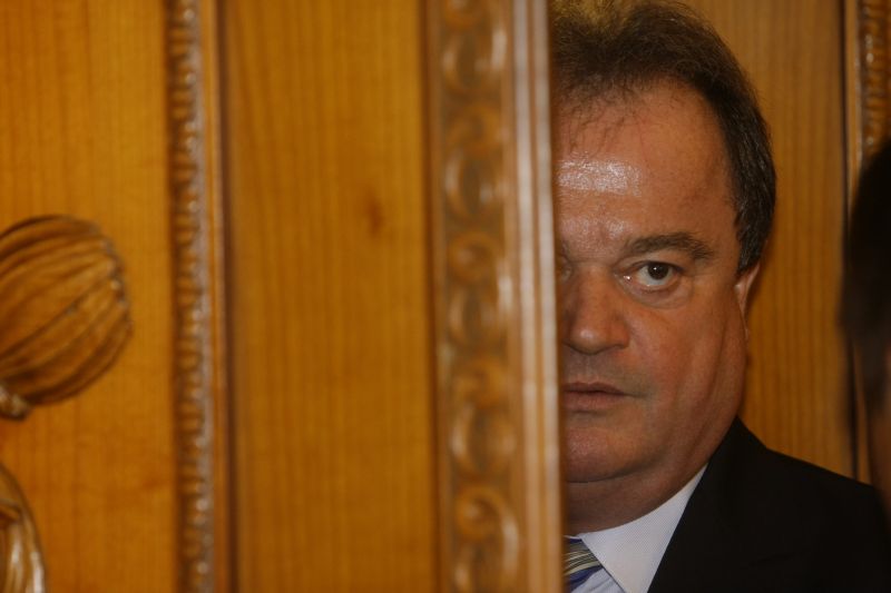 "Buldogul" Blaga, pus de pază la Senat