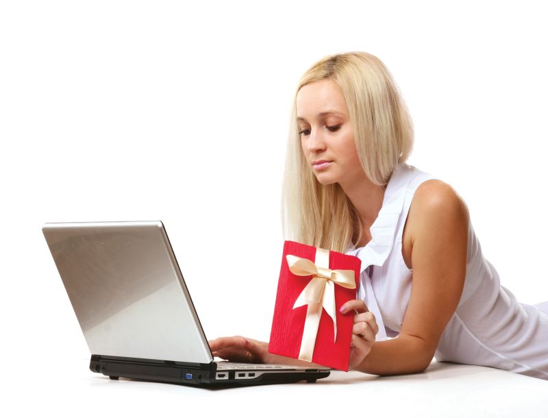 Ce cadouri le poţi lua de Moş Niculae celor dragi de pe net