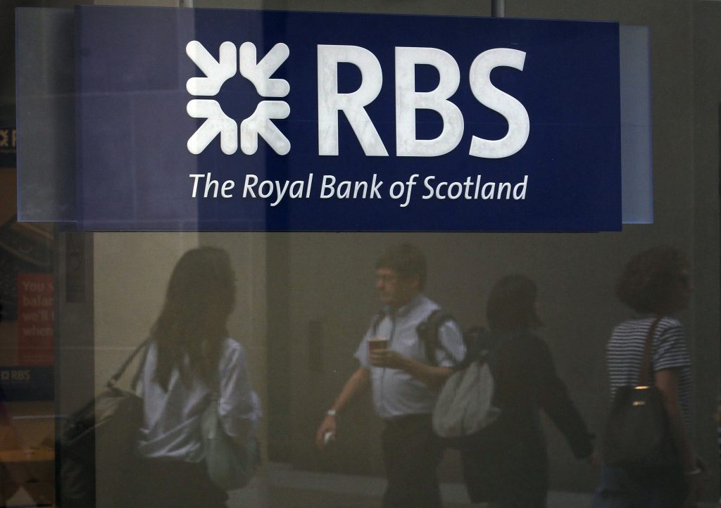 Colapsul băncii RBS: Londra îşi face autocritica în scris