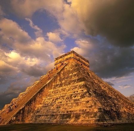 Expert german: Inscripţiile mayaşe nu profeţesc apocalipsa