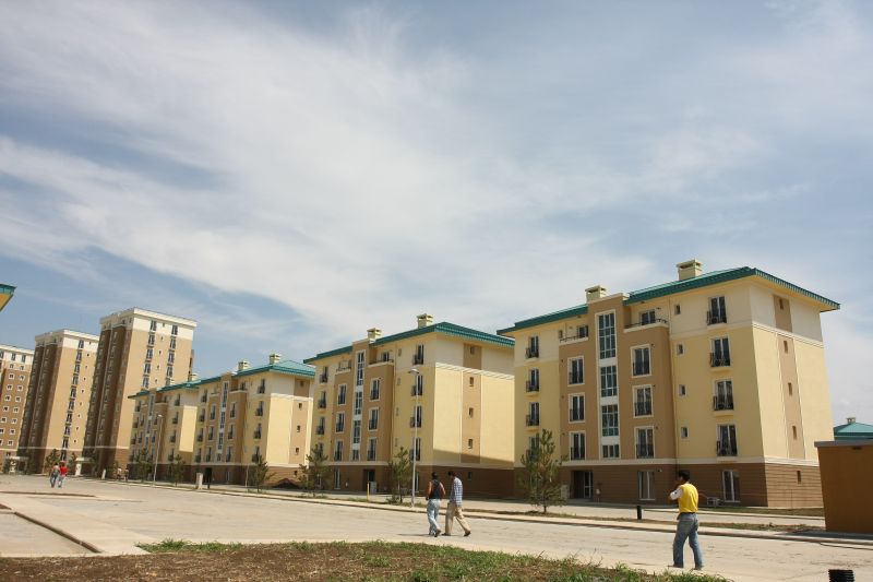 INDICELE IMOBILIAR. Cu cât au scăzut preţurile la locuinţe în 2011