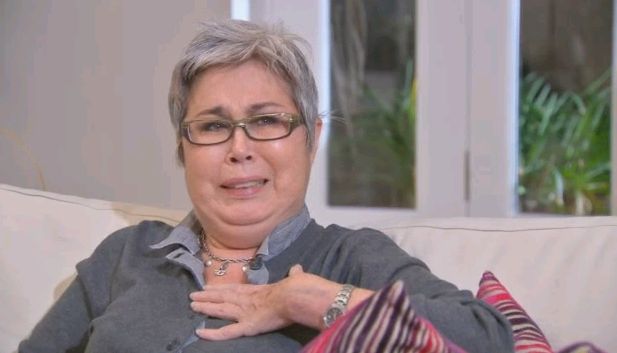 O bolnavă de cancer: "De ce a trebuit să merg în altă ţară pentru a muri?" | VIDEO