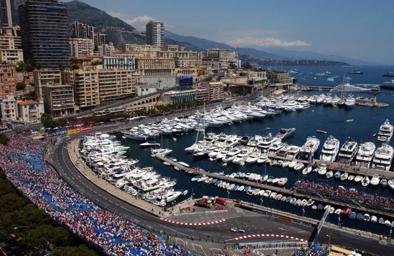 Petrecere cu ştaif la Monte Carlo