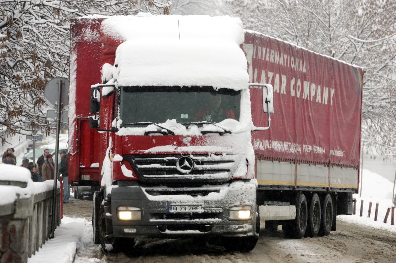 Primul şofer amendat pentru lipsa anvelopelor  de iarnă