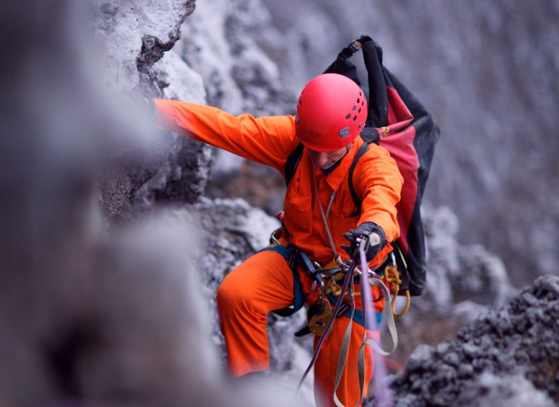 Ameninţarea mortală a râurilor de foc