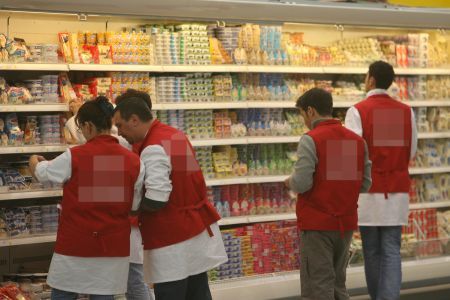 Banca Mondială: Prețurile la alimente ar putea scădea
