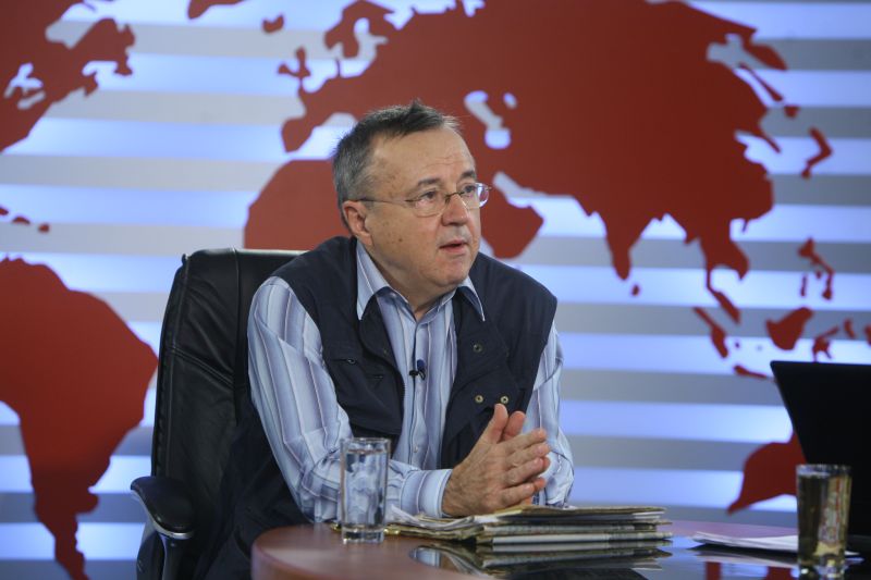 Cum comentați revenirea lui Ion Cristoiu la "Evenimentul zilei”?