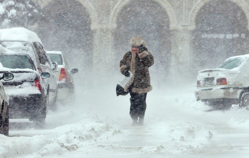 FRIGUL SIBERIAN a făcut zeci de victime în toată Europa de Est