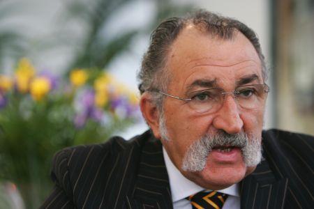 Ion Țiriac: Dacă Boc și-ar da demisia, ar fi de respectat, pentru că ce a făcut, a făcut bine