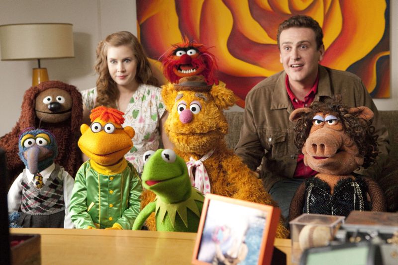 Jason Segel: "Muppets nu râd niciodată de nimeni"