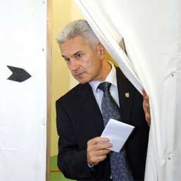 Liderul naționaliștilor bulgari: Șefii clanurilor de romi trebuie EXECUTAŢI!
