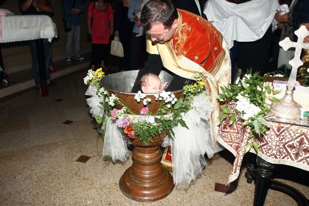 Malpraxisul la preoți. Asigurare lumească pentru greșeală popească