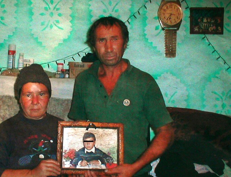 Ultima rugăminte a unui copil ucis de SIDA: "Învaţă-mă, mamă, ce să fac ca să nu mor"