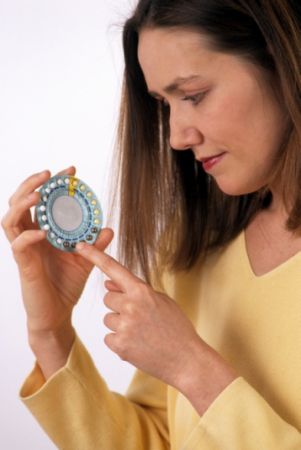 ALERTĂ. Milioane de pastile contraceptive RETRASE DE PE PIAŢĂ