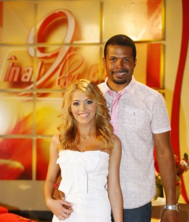 Cabral se revoltă împotriva soţiei