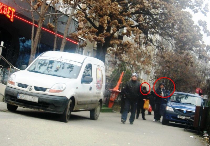 Dealerii de "netimbrate" au clienţi la capota maşinii