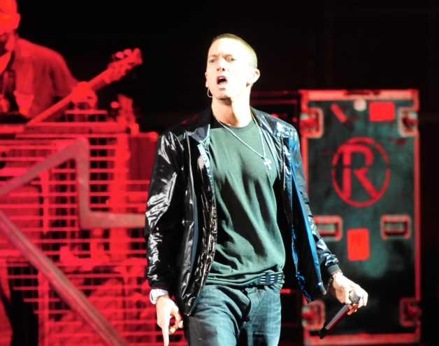 Eminem a fost dat în judecată de un om al străzii