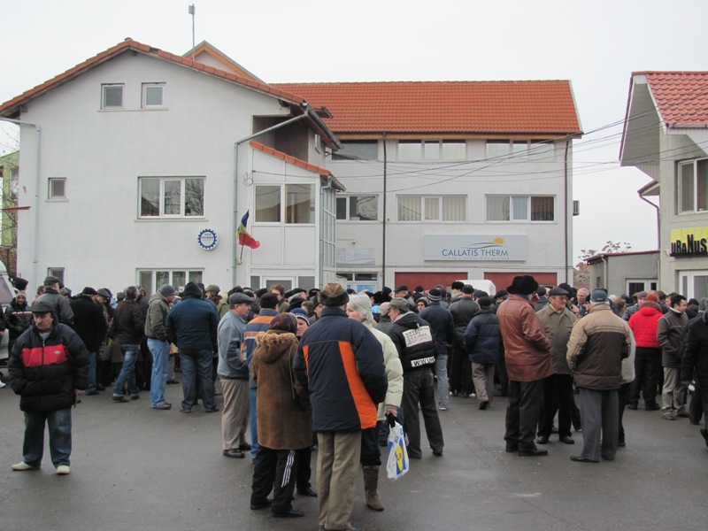 Genocid la Mangalia: oraşul nu are căldură de două luni. Mii de oameni disperaţi la -20 de grade Celsius
