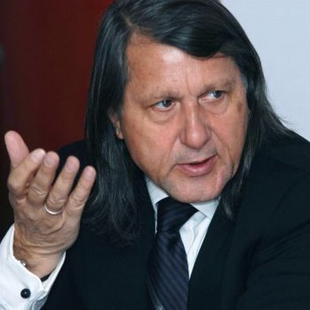 Ilie Năstase, reclamat la DNA de Federația Română de Tenis