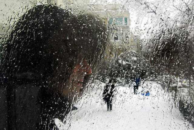 ISTERIA TV: Cum am petrecut cu Esca și Igaş de "Freezing rain". Ferparul galben cu „breaking news-uri” eterne. Burdulea mi-a făcut felul