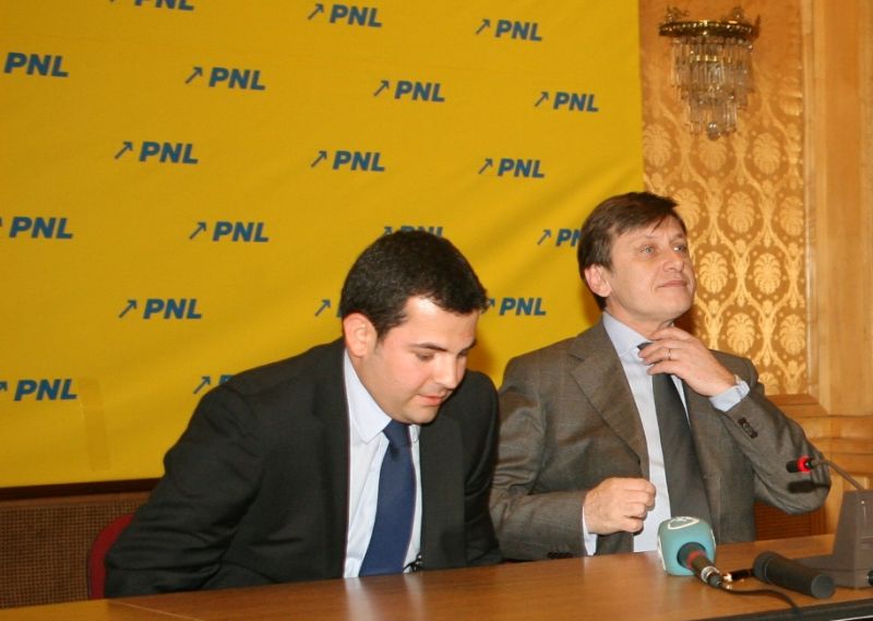 Ordin la PNL: închideţi subiectul Ponta, nu mai puneţi gaz pe foc