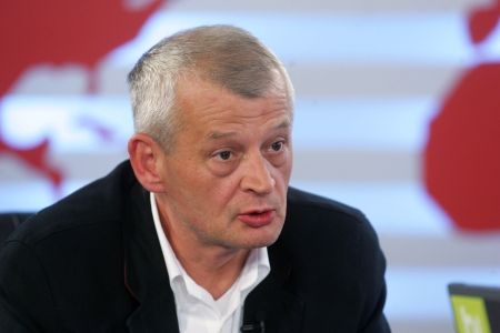 Pirpiliu: Oprescu să informeze CGMB cu privire la firma din China care ar urma să construiască autostrada suspendată