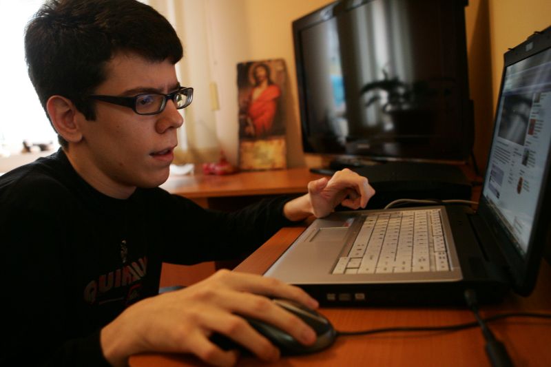 Ziua Siguranţei pe Internet. Vezi rezultatele rapoartelor europene şi naţionale