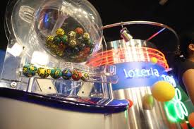 300 de jucători la loto au fost anunţaţi din greşeală că au devenit milionari în euro