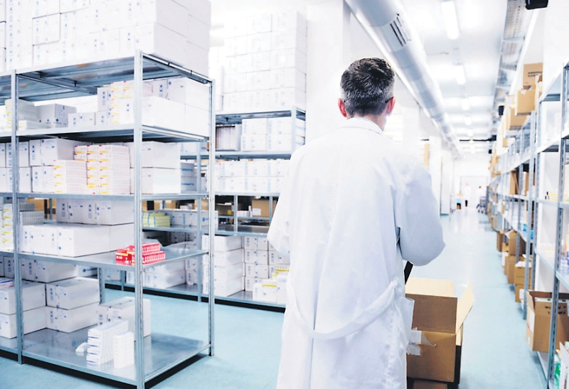 Amendaţi că nu lasă bolnavii fără pastile. ADEVĂRUL din spatele CARTELULUI din industria farmaceutică